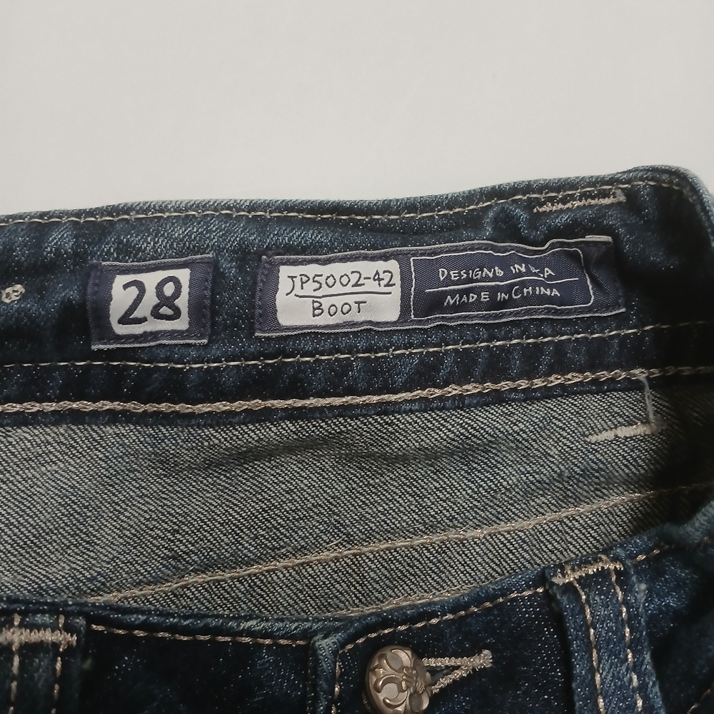 Miss Me Women's Size 28 Low Rise Boot Cut Blue Jeans with Silver Accents Pockets - Picture 7 of 9